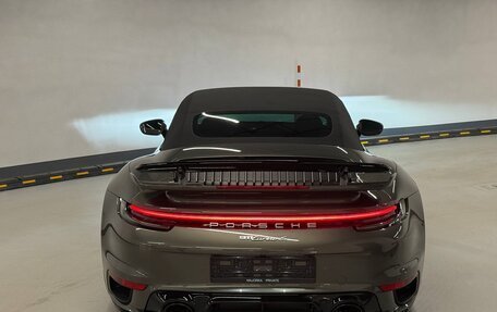 Porsche 911, 2023 год, 27 900 000 рублей, 17 фотография