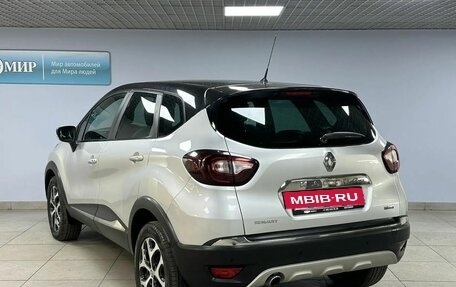 Renault Kaptur I рестайлинг, 2017 год, 1 733 000 рублей, 7 фотография