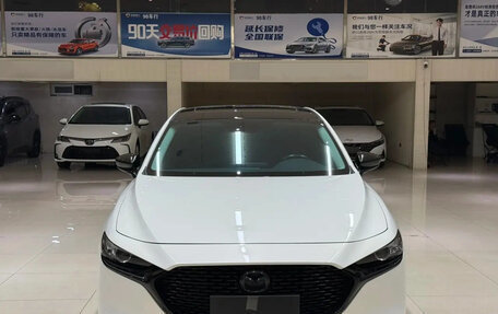 Mazda 3, 2021 год, 1 710 000 рублей, 2 фотография