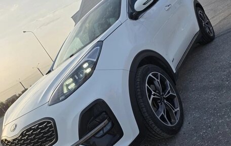 KIA Sportage IV рестайлинг, 2018 год, 2 280 000 рублей, 1 фотография