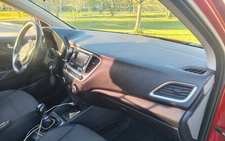Hyundai Solaris II рестайлинг, 2017 год, 1 150 000 рублей, 6 фотография