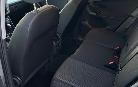 Volkswagen Tiguan II, 2020 год, 2 300 000 рублей, 5 фотография