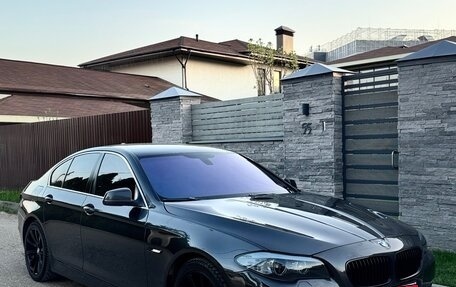 BMW 5 серия, 2010 год, 1 770 000 рублей, 3 фотография