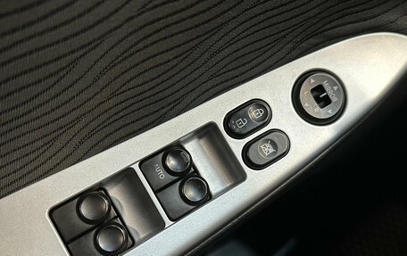 Hyundai Solaris II рестайлинг, 2011 год, 690 000 рублей, 11 фотография