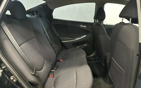 Hyundai Solaris II рестайлинг, 2011 год, 690 000 рублей, 13 фотография