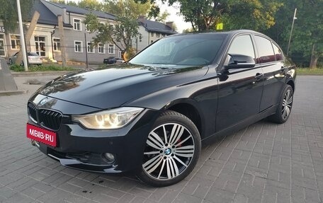 BMW 3 серия, 2013 год, 1 700 000 рублей, 10 фотография