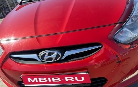 Hyundai Solaris II рестайлинг, 2011 год, 700 000 рублей, 8 фотография