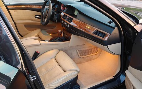 BMW 5 серия, 2007 год, 1 150 000 рублей, 13 фотография