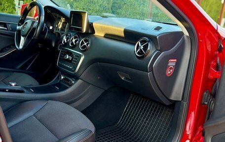 Mercedes-Benz A-Класс, 2013 год, 1 495 000 рублей, 26 фотография