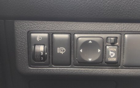 Nissan Tiida, 2011 год, 740 000 рублей, 12 фотография