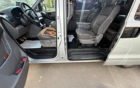 Hyundai Grand Starex Grand Starex I рестайлинг 2, 2008 год, 825 000 рублей, 15 фотография