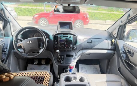 Hyundai Grand Starex Grand Starex I рестайлинг 2, 2008 год, 825 000 рублей, 19 фотография