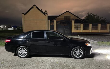 Toyota Camry, 2010 год, 1 050 000 рублей, 2 фотография