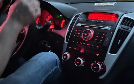 KIA cee'd I рестайлинг, 2010 год, 560 000 рублей, 2 фотография