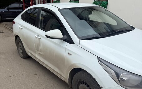 Hyundai Solaris II рестайлинг, 2018 год, 795 000 рублей, 4 фотография