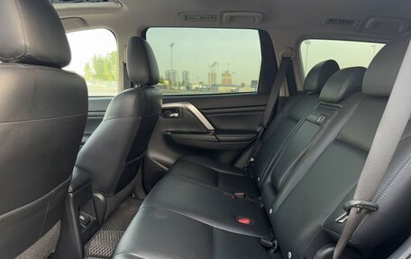Mitsubishi Pajero Sport III рестайлинг, 2022 год, 4 200 000 рублей, 27 фотография