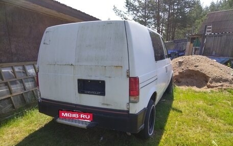 Chevrolet Astro, 1985 год, 220 000 рублей, 4 фотография