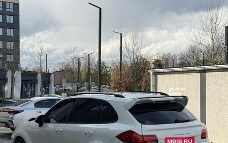 Porsche Cayenne III, 2011 год, 1 850 000 рублей, 4 фотография