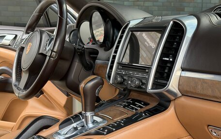 Porsche Cayenne III, 2011 год, 1 850 000 рублей, 18 фотография