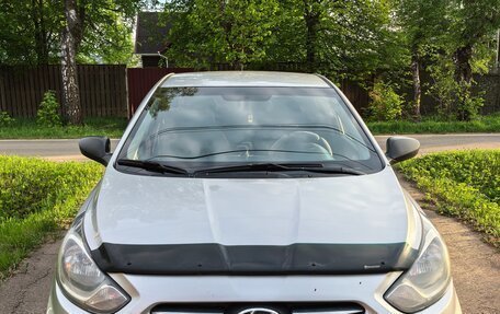 Hyundai Solaris II рестайлинг, 2014 год, 805 000 рублей, 5 фотография