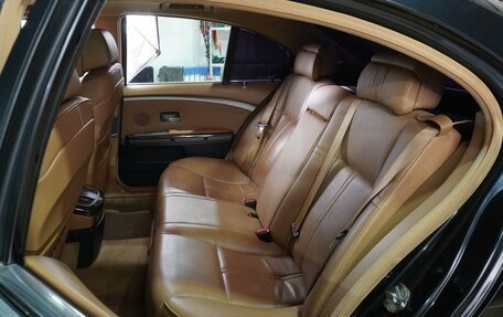 BMW 7 серия, 2004 год, 749 000 рублей, 9 фотография