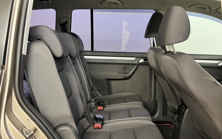 Volkswagen Touran III, 2012 год, 1 030 000 рублей, 10 фотография