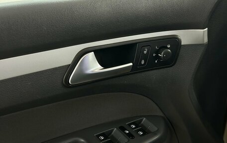 Volkswagen Touran III, 2012 год, 1 030 000 рублей, 8 фотография