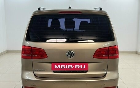 Volkswagen Touran III, 2012 год, 1 030 000 рублей, 3 фотография