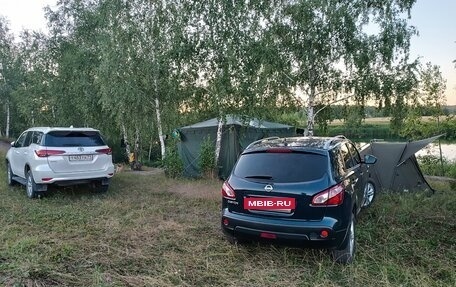 Nissan Qashqai, 2010 год, 950 000 рублей, 3 фотография