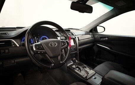 Toyota Camry, 2015 год, 1 757 000 рублей, 17 фотография