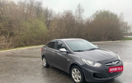 Hyundai Solaris II рестайлинг, 2011 год, 470 000 рублей, 3 фотография