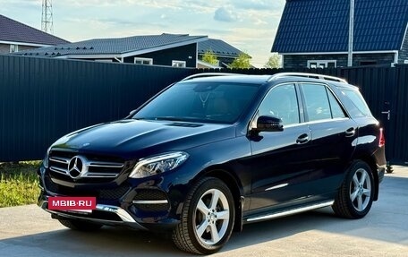 Mercedes-Benz GLE, 2015 год, 3 899 000 рублей, 2 фотография