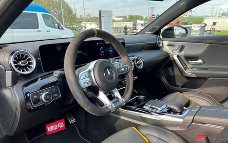 Mercedes-Benz A-Класс AMG, 2019 год, 5 990 000 рублей, 16 фотография