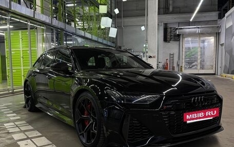 Audi RS 6, 2022 год, 16 490 000 рублей, 11 фотография