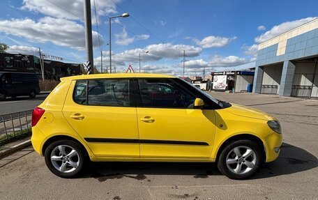 Skoda Fabia II, 2012 год, 630 000 рублей, 2 фотография