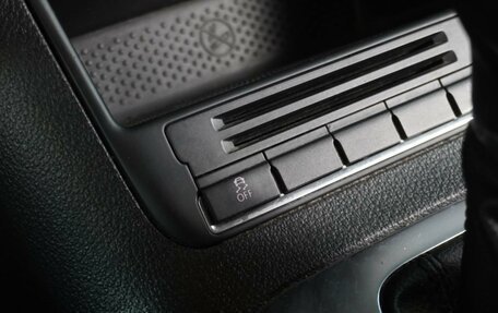 Volkswagen Tiguan I, 2012 год, 1 099 000 рублей, 19 фотография