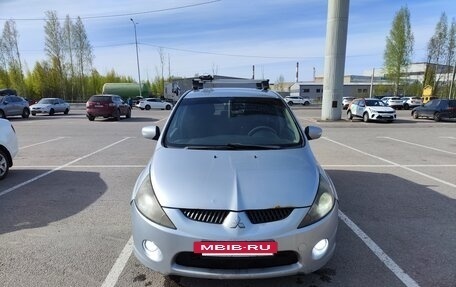 Mitsubishi Grandis, 2004 год, 500 000 рублей, 2 фотография