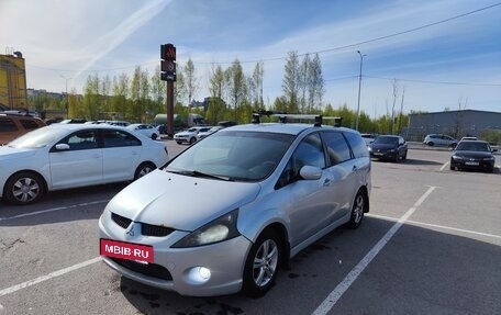 Mitsubishi Grandis, 2004 год, 500 000 рублей, 3 фотография