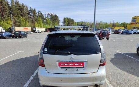 Mitsubishi Grandis, 2004 год, 500 000 рублей, 5 фотография
