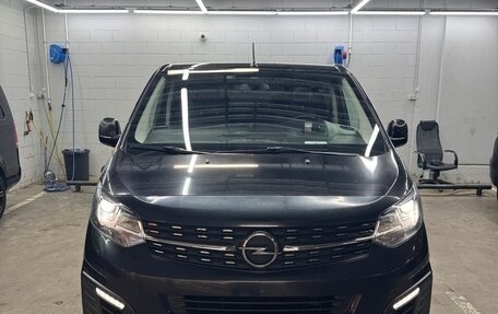 Opel Zafira Life I, 2021 год, 3 100 000 рублей, 1 фотография