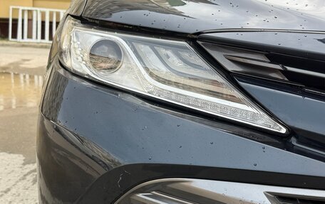 Toyota Camry, 2020 год, 2 200 000 рублей, 3 фотография
