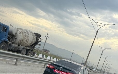 Toyota Camry, 2020 год, 2 200 000 рублей, 6 фотография