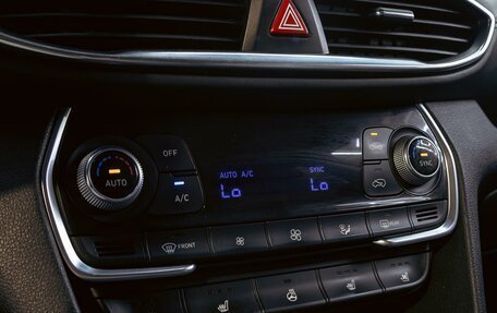 Hyundai Santa Fe IV, 2018 год, 2 595 000 рублей, 14 фотография