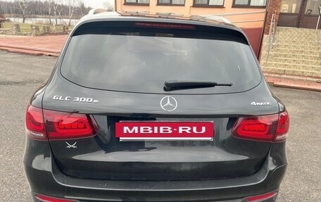 Mercedes-Benz GLC, 2020 год, 3 000 000 рублей, 3 фотография