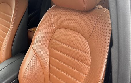 Mercedes-Benz GLC, 2020 год, 3 000 000 рублей, 14 фотография