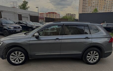 Volkswagen Tiguan II, 2018 год, 1 900 000 рублей, 8 фотография