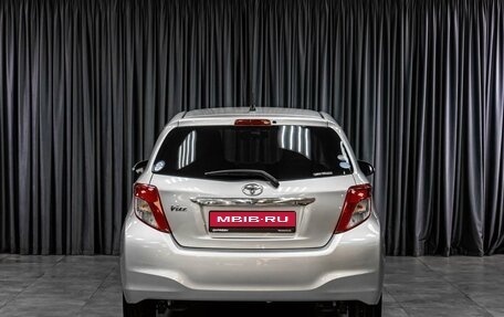 Toyota Vitz, 2013 год, 879 000 рублей, 4 фотография