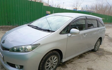Toyota Wish II, 2017 год, 1 700 000 рублей, 2 фотография