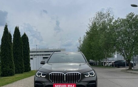 BMW X5, 2021 год, 9 800 000 рублей, 5 фотография