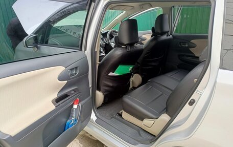 Toyota Wish II, 2017 год, 1 700 000 рублей, 13 фотография